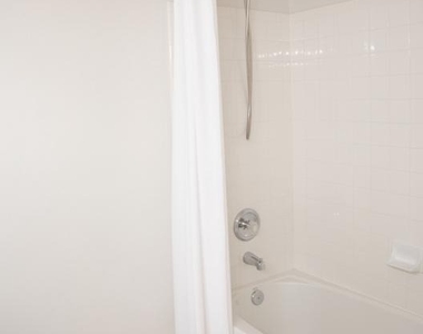 3347 Wilton Crest Court - Photo Thumbnail 18