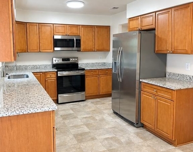 6281 Rathlin Drive - Photo Thumbnail 13