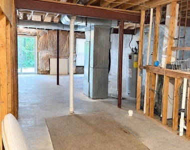6281 Rathlin Drive - Photo Thumbnail 11