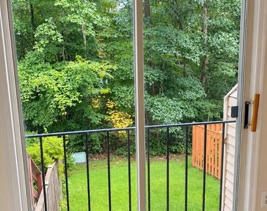 6281 Rathlin Drive - Photo Thumbnail 18