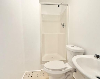 8594 Enochs Drive - Photo Thumbnail 22