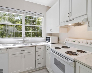 6490 Tayack Place - Photo Thumbnail 15