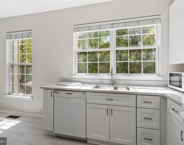6490 Tayack Place - Photo Thumbnail 16