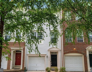 6490 Tayack Place - Photo Thumbnail 43