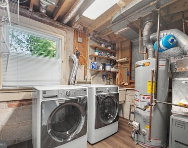 9302 Ashmeade Drive - Photo Thumbnail 22