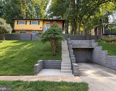 7818 Glenister Drive - Photo Thumbnail 1