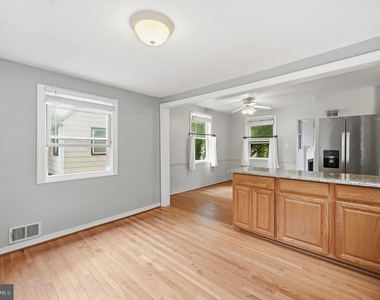 2918 Monroe Place - Photo Thumbnail 15