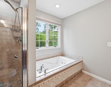 2918 Monroe Place - Photo Thumbnail 20