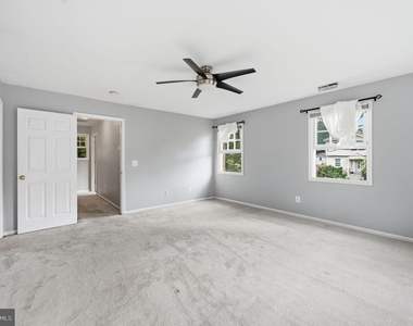 2918 Monroe Place - Photo Thumbnail 22