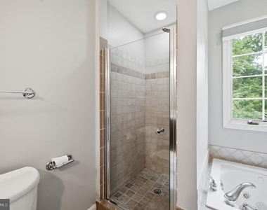 2918 Monroe Place - Photo Thumbnail 19