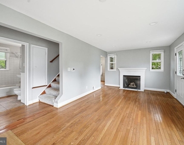 2918 Monroe Place - Photo Thumbnail 11