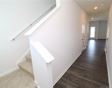 360 Freestall Drive - Photo Thumbnail 2