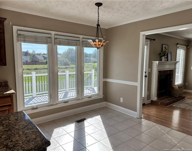 6521 Ryefield Drive - Photo Thumbnail 10