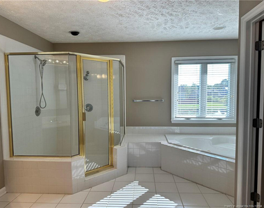 6521 Ryefield Drive - Photo Thumbnail 17
