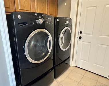 6521 Ryefield Drive - Photo Thumbnail 12
