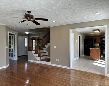 6521 Ryefield Drive - Photo Thumbnail 6