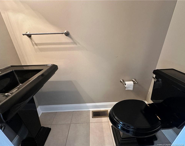 6521 Ryefield Drive - Photo Thumbnail 13