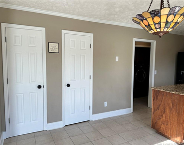6521 Ryefield Drive - Photo Thumbnail 11