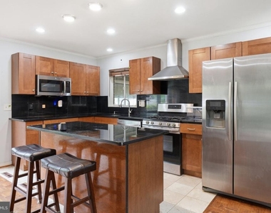 7545 Axton Street - Photo Thumbnail 10
