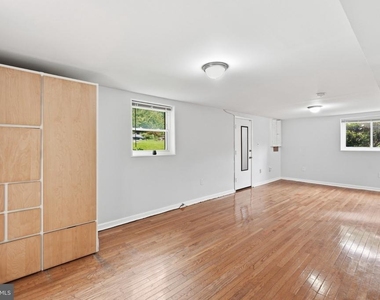 7545 Axton Street - Photo Thumbnail 5
