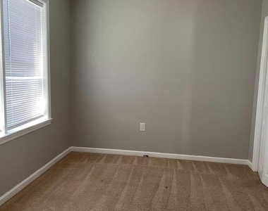 573 Fairfax Pike - Photo Thumbnail 15