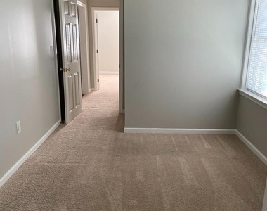 573 Fairfax Pike - Photo Thumbnail 13