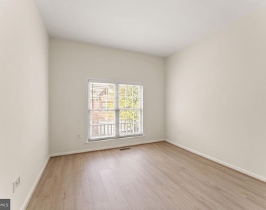 4333 Delegate Court - Photo Thumbnail 31