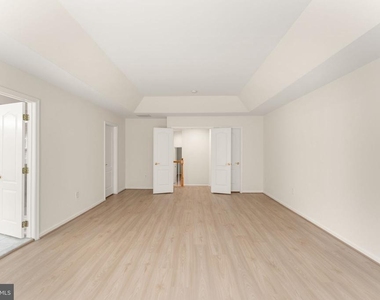 4333 Delegate Court - Photo Thumbnail 23
