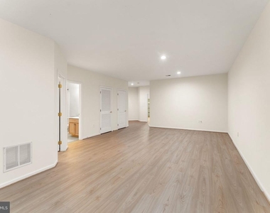 4333 Delegate Court - Photo Thumbnail 38