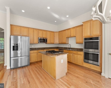 4333 Delegate Court - Photo Thumbnail 14