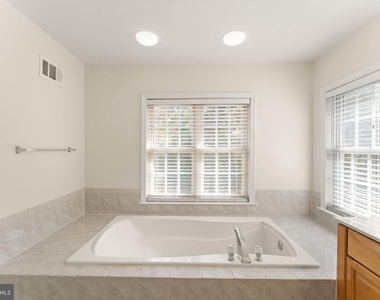4333 Delegate Court - Photo Thumbnail 27