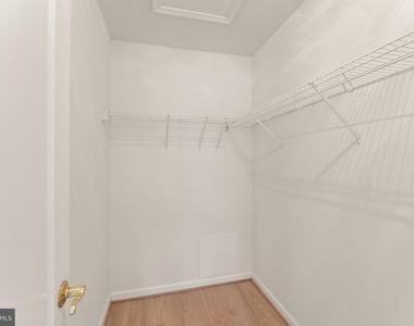 4333 Delegate Court - Photo Thumbnail 30