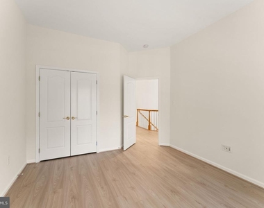 4333 Delegate Court - Photo Thumbnail 32