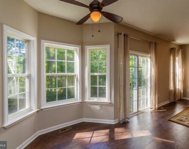 89 Albertson Court - Photo Thumbnail 5