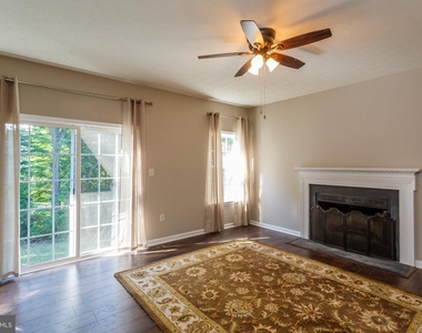 89 Albertson Court - Photo Thumbnail 9