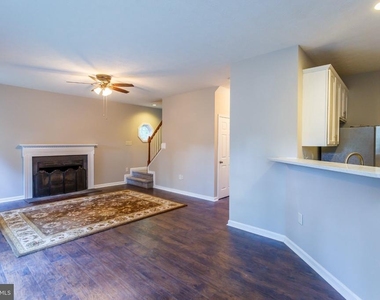 89 Albertson Court - Photo Thumbnail 6
