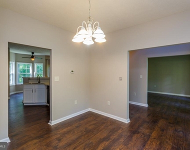 89 Albertson Court - Photo Thumbnail 3