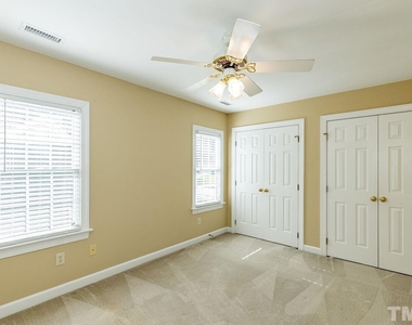4317 Glen Erin Way - Photo Thumbnail 19