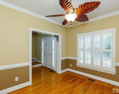 4317 Glen Erin Way - Photo Thumbnail 3