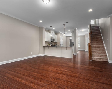 719 Transom View Way - Photo Thumbnail 9