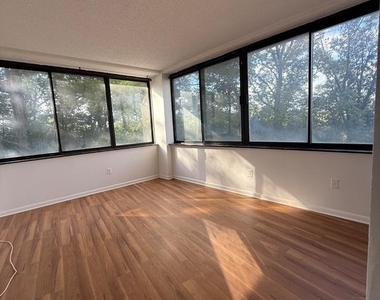 6301 Stevenson Avenue - Photo Thumbnail 12