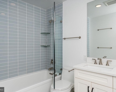 504 S Pitt Street - Photo Thumbnail 48