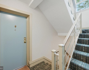 525 Bashford Lane - Photo Thumbnail 5