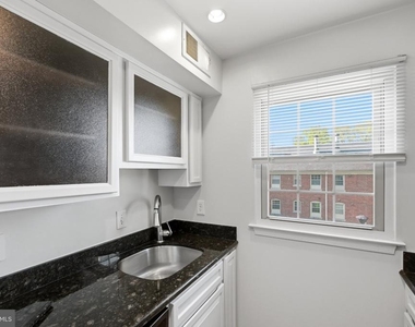 525 Bashford Lane - Photo Thumbnail 17