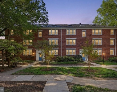 525 Bashford Lane - Photo Thumbnail 11