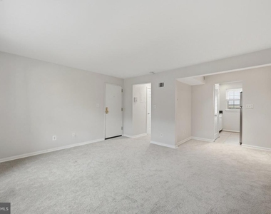525 Bashford Lane - Photo Thumbnail 4