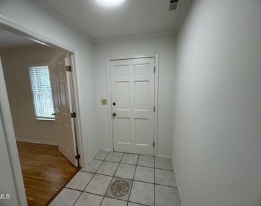 3516 Peach Haven Court - Photo Thumbnail 8