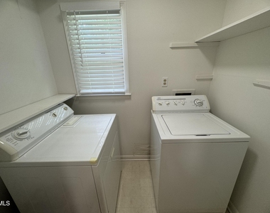 3516 Peach Haven Court - Photo Thumbnail 13