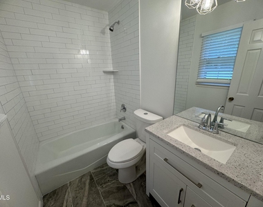 3516 Peach Haven Court - Photo Thumbnail 4