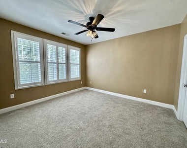 2810 Bedford Green Avenue - Photo Thumbnail 14